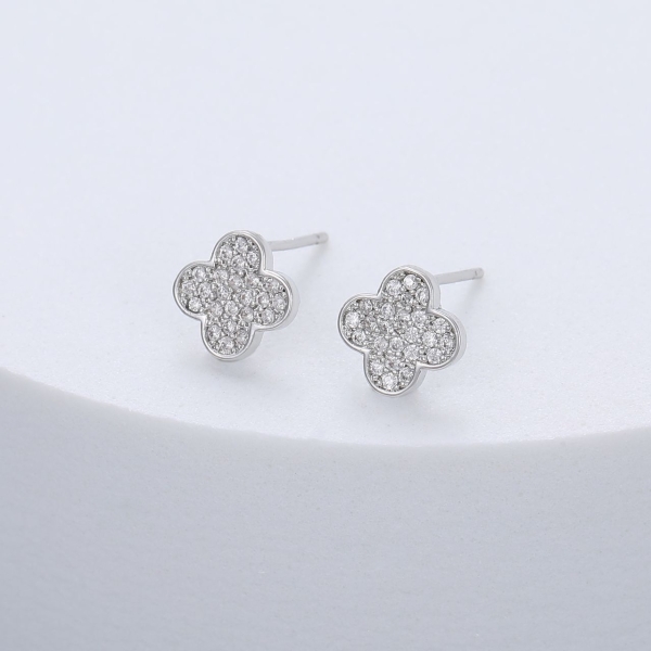 clove-diamante-stud-earrings-silver