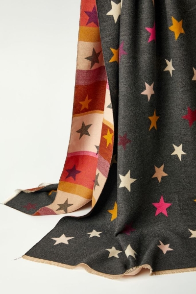 multicoloured-printed-stars-reversible-scarf