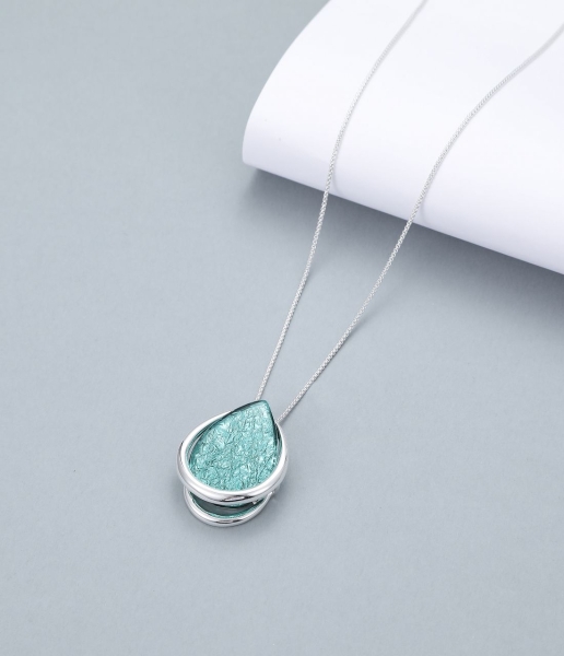 teardrop-stone-in-silver-ring-pendant-on-short-necklace-silver-turquoise