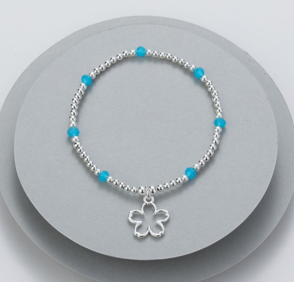 mini-beaded-aqua-stone-clover-pendant-stretchy-bracelet
