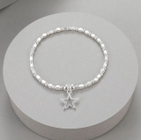 Stretchy Beaded Bracelet With Hollow Star Charm